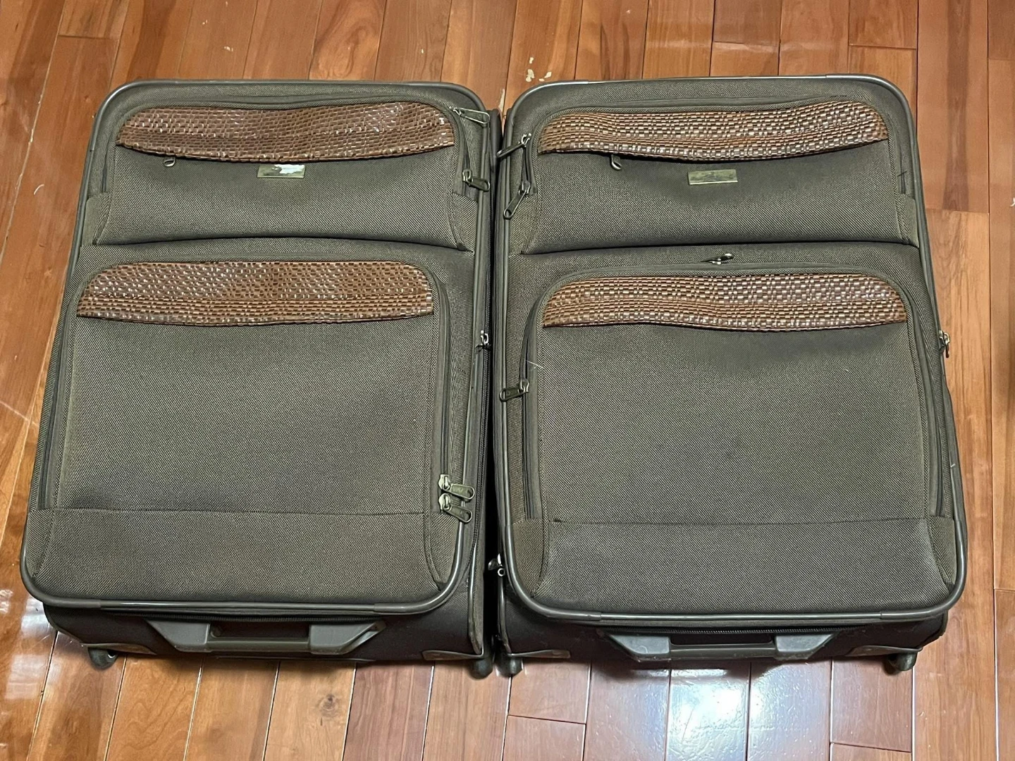 2 suitcases from the 1920s