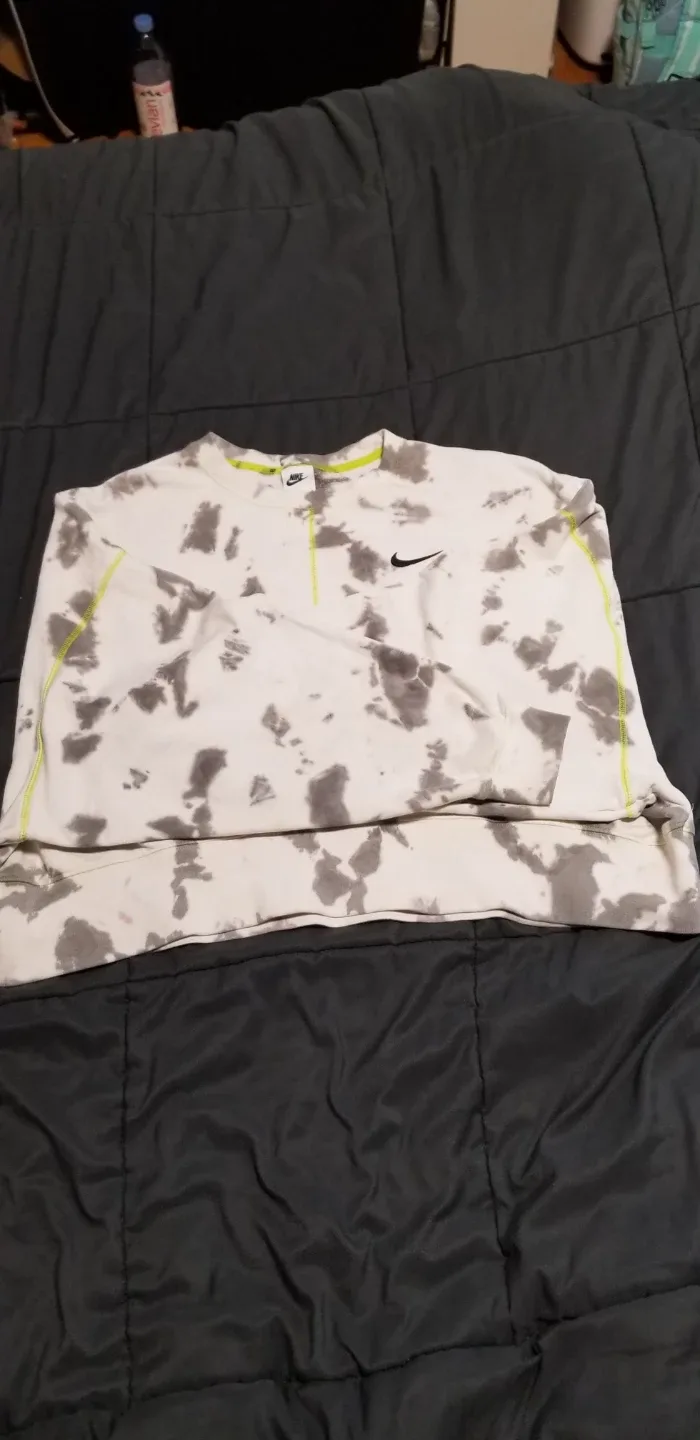 Nike Tie-Dye Crewneck Sweatshirt