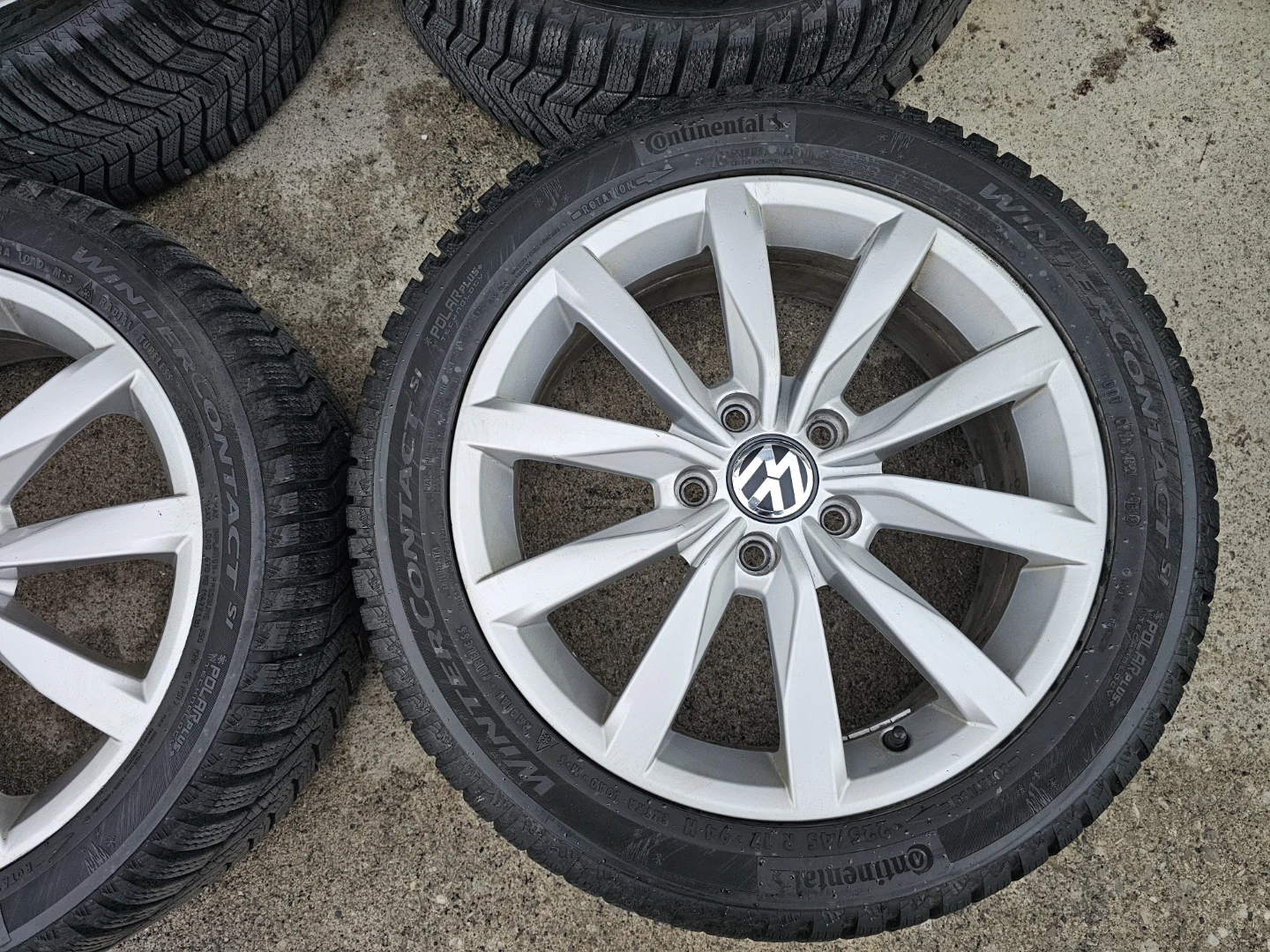 VOLKSWAGEN GOLF (MK7) WINTER TIRES ON O.E.M RIMS 225/45 R17 - photo 4