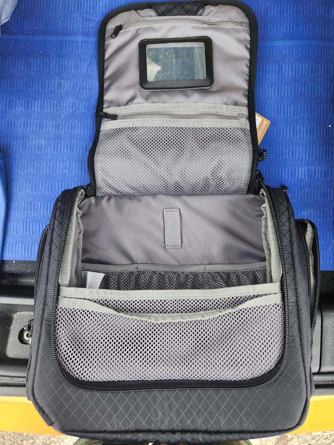Eddie Bauer Expedition 2.0 Dopp Kit - Black. Brand new. - photo 3
