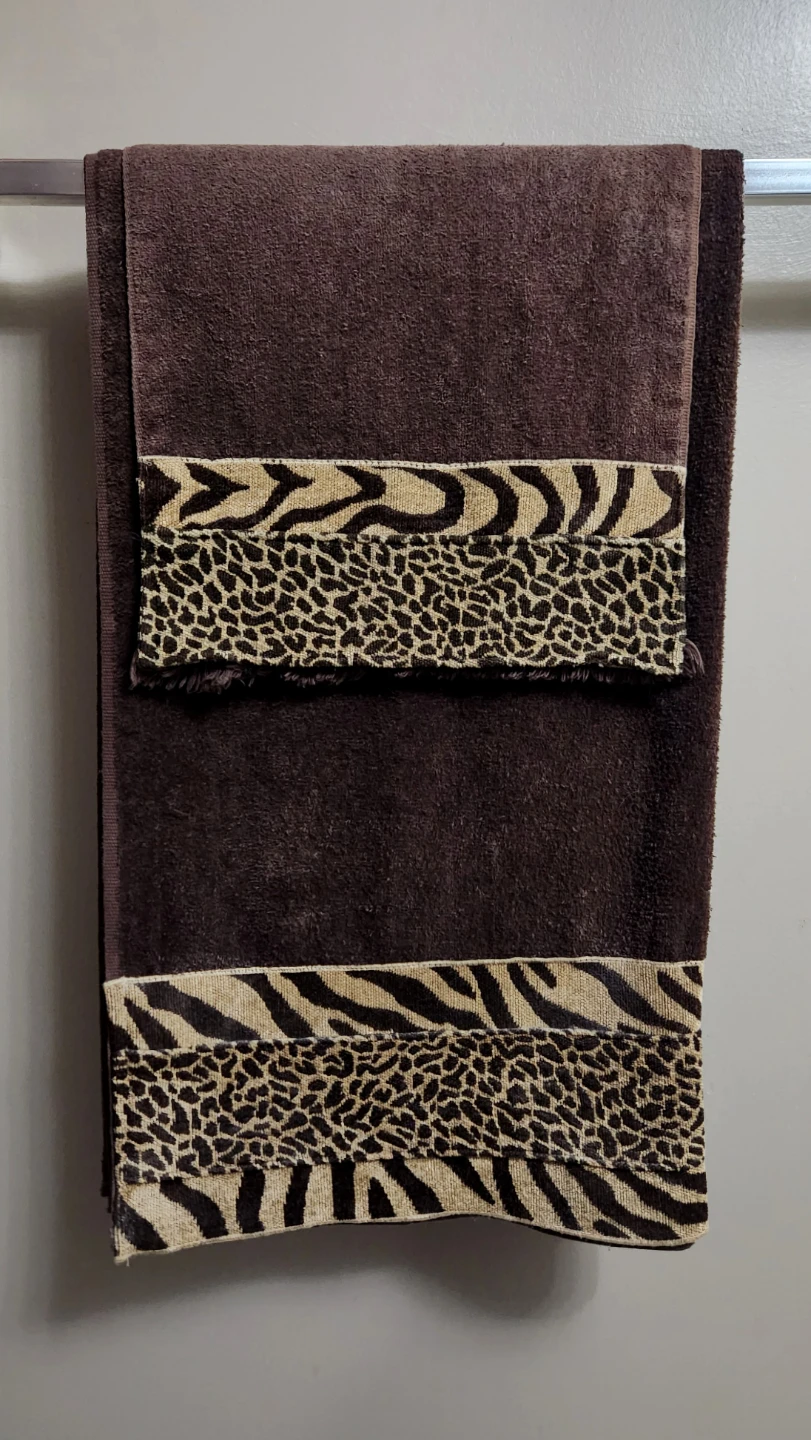 6-Piece Leopard Print Bathroom Set - photo 3
