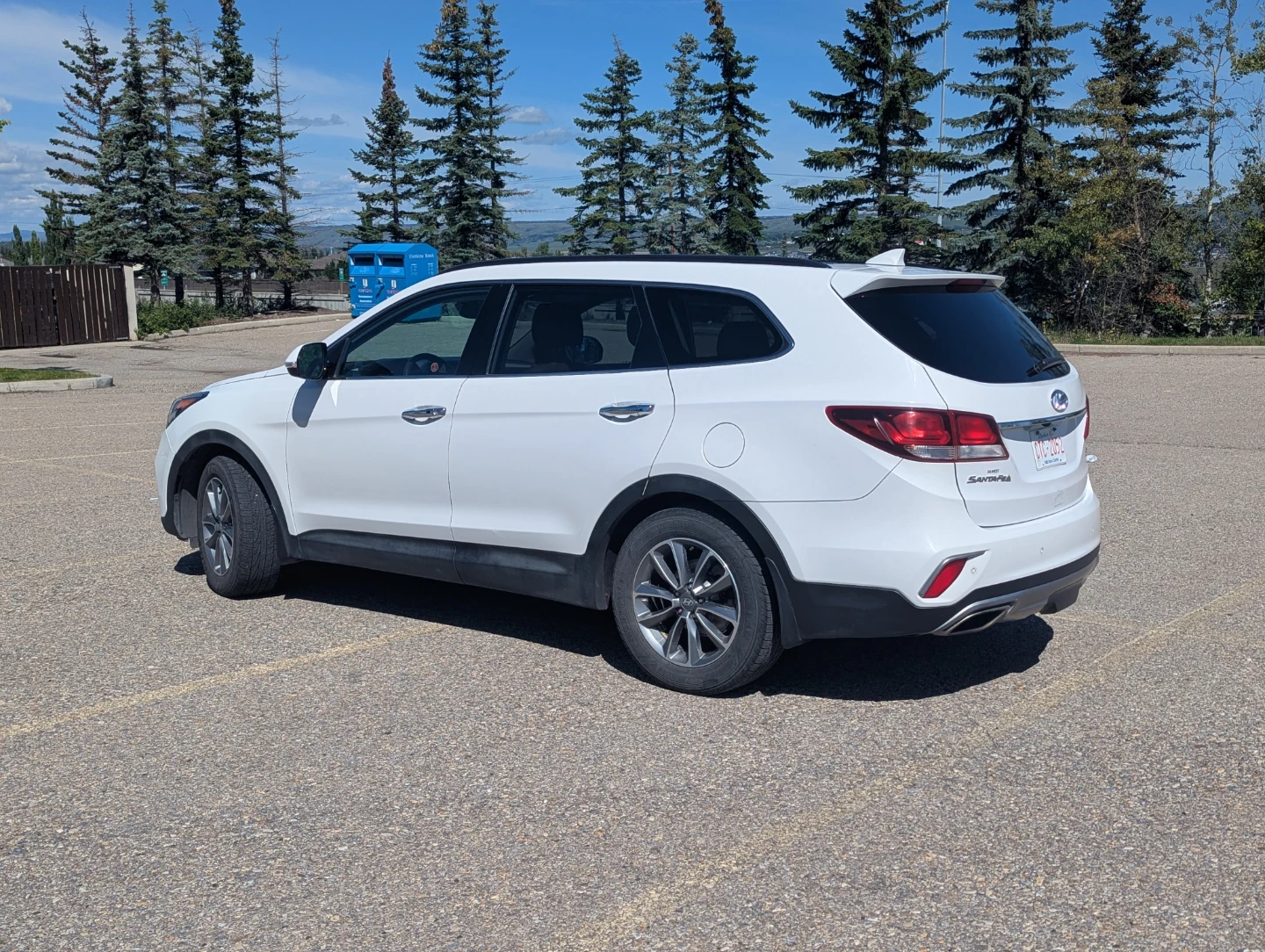 2017 Hyundai Santa Fe XL SUV. White - photo 2