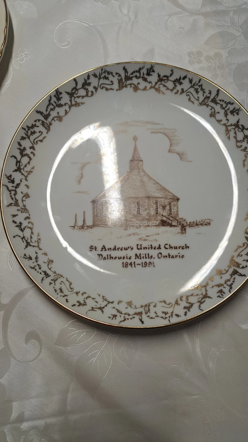 Set of 3 Commemorative Church Plates - photo 3