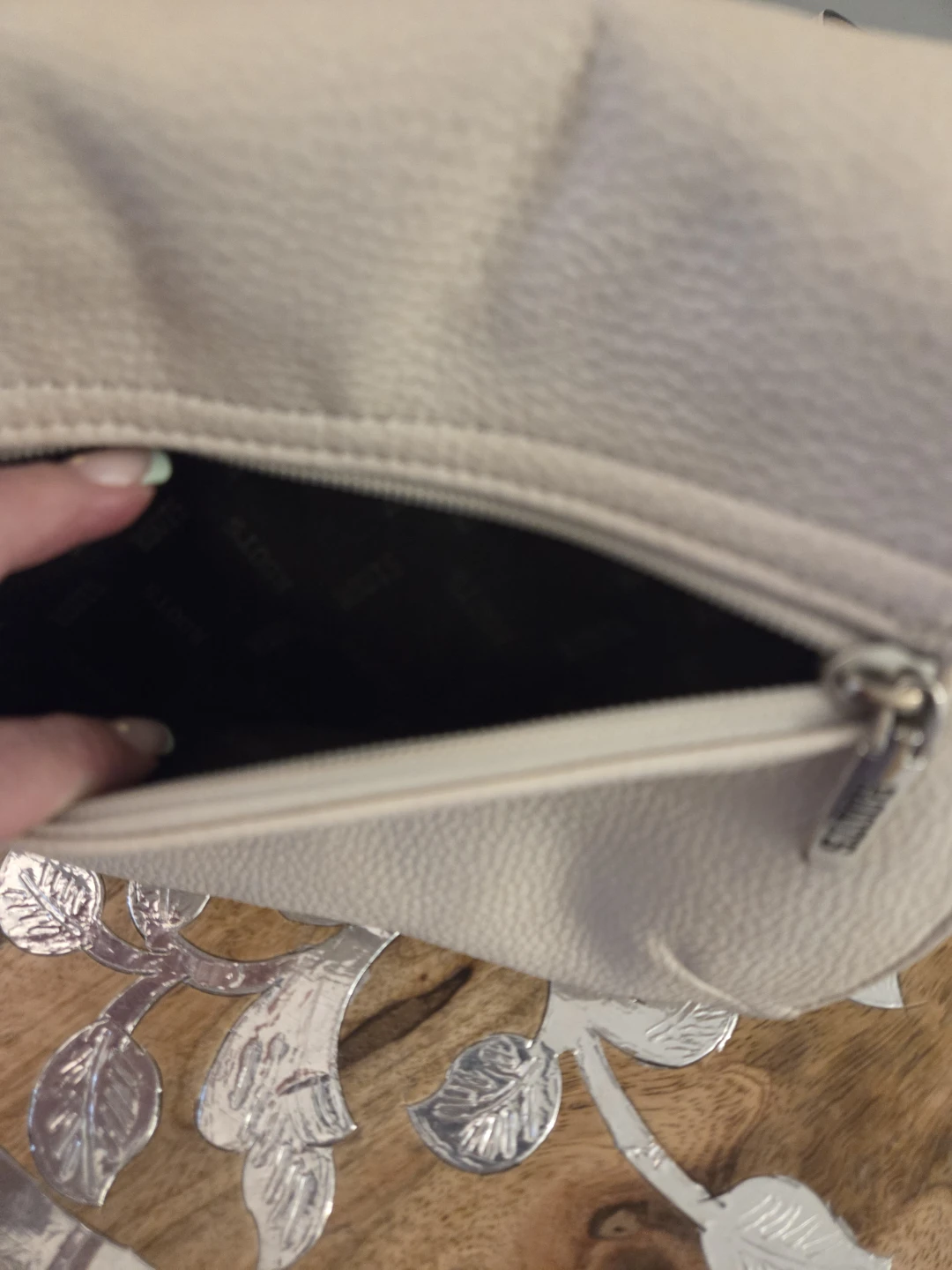 Roots Cream Leather Crossbody Bag - photo 5