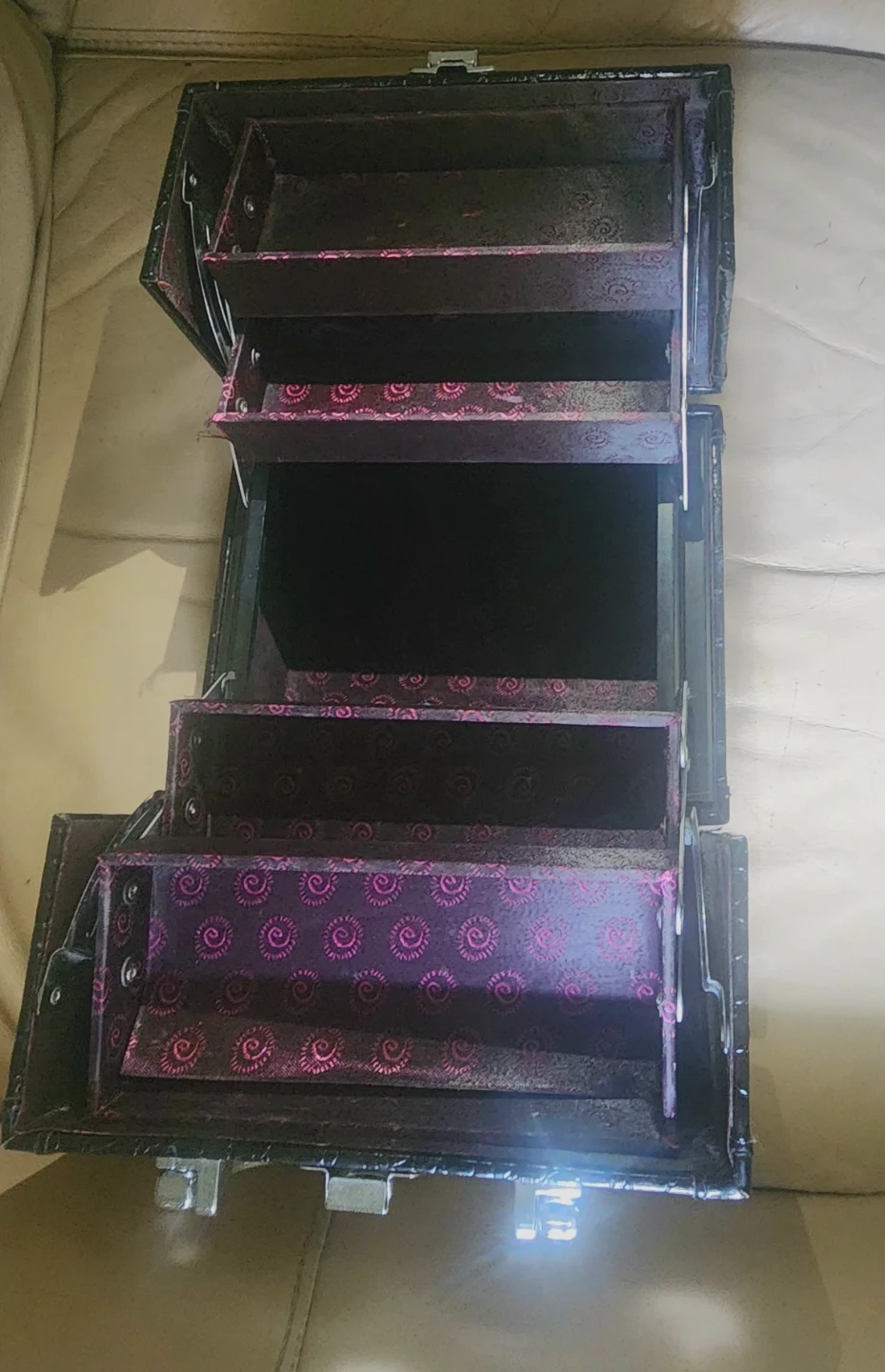 Black Croc Embossed Makeup Train Case - photo 4