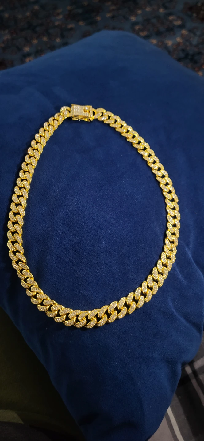 Gold Diamond Cuban Chain (Negotiable)