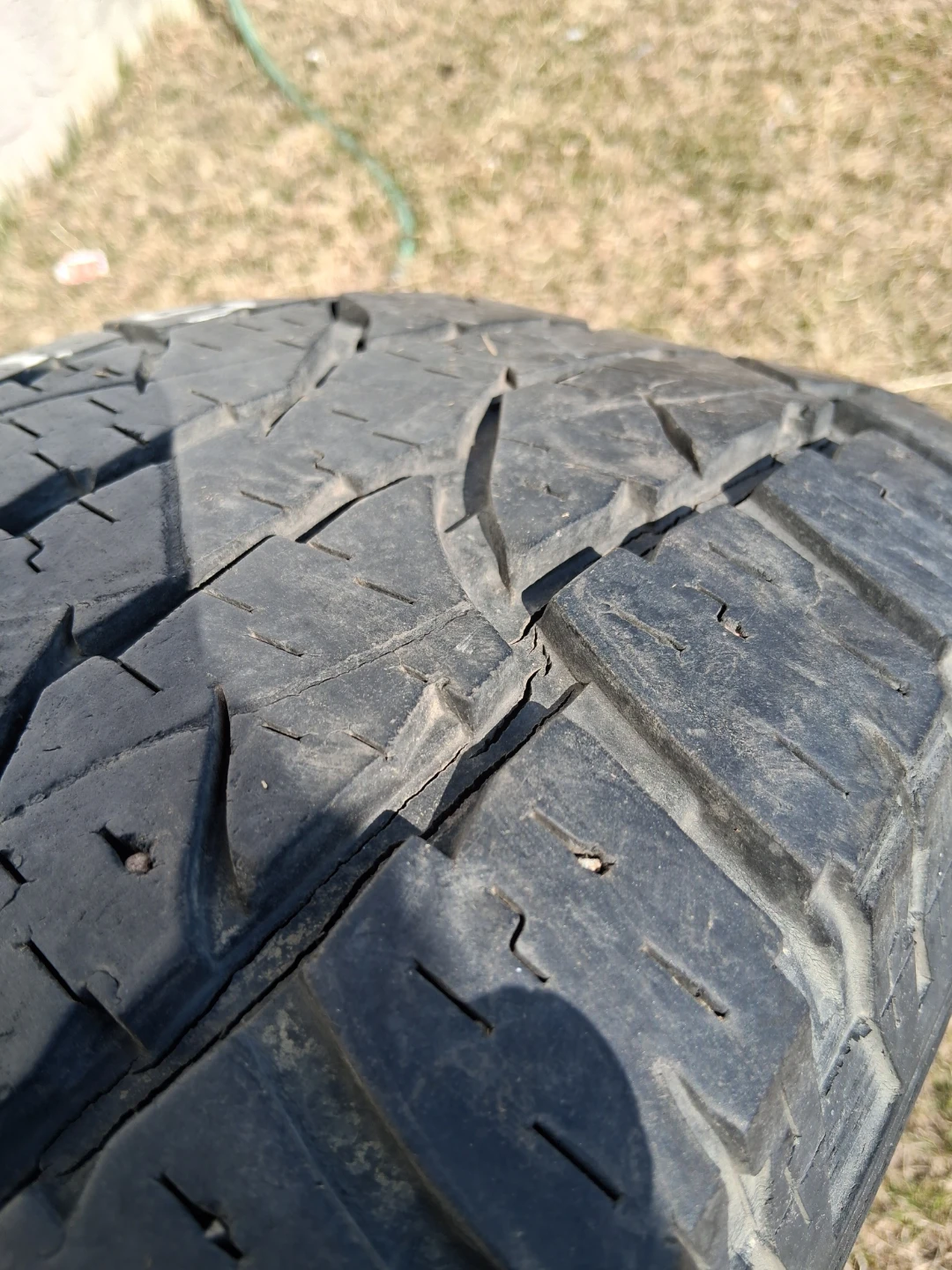 Wild Country Radial XTX Tire 31x10.50R15LT - photo 3