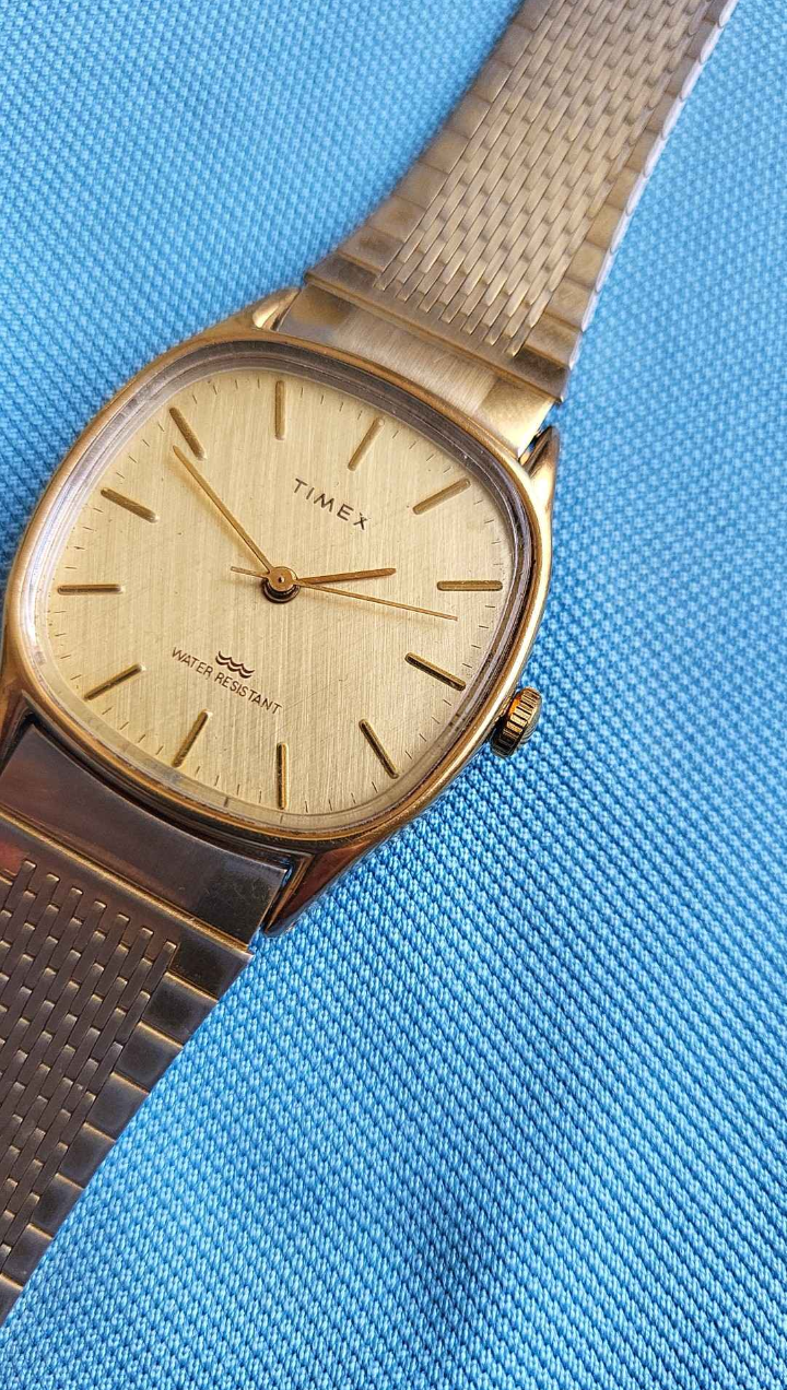 Timex Automatic 1983 E Line Vintage Watch  *requires service*