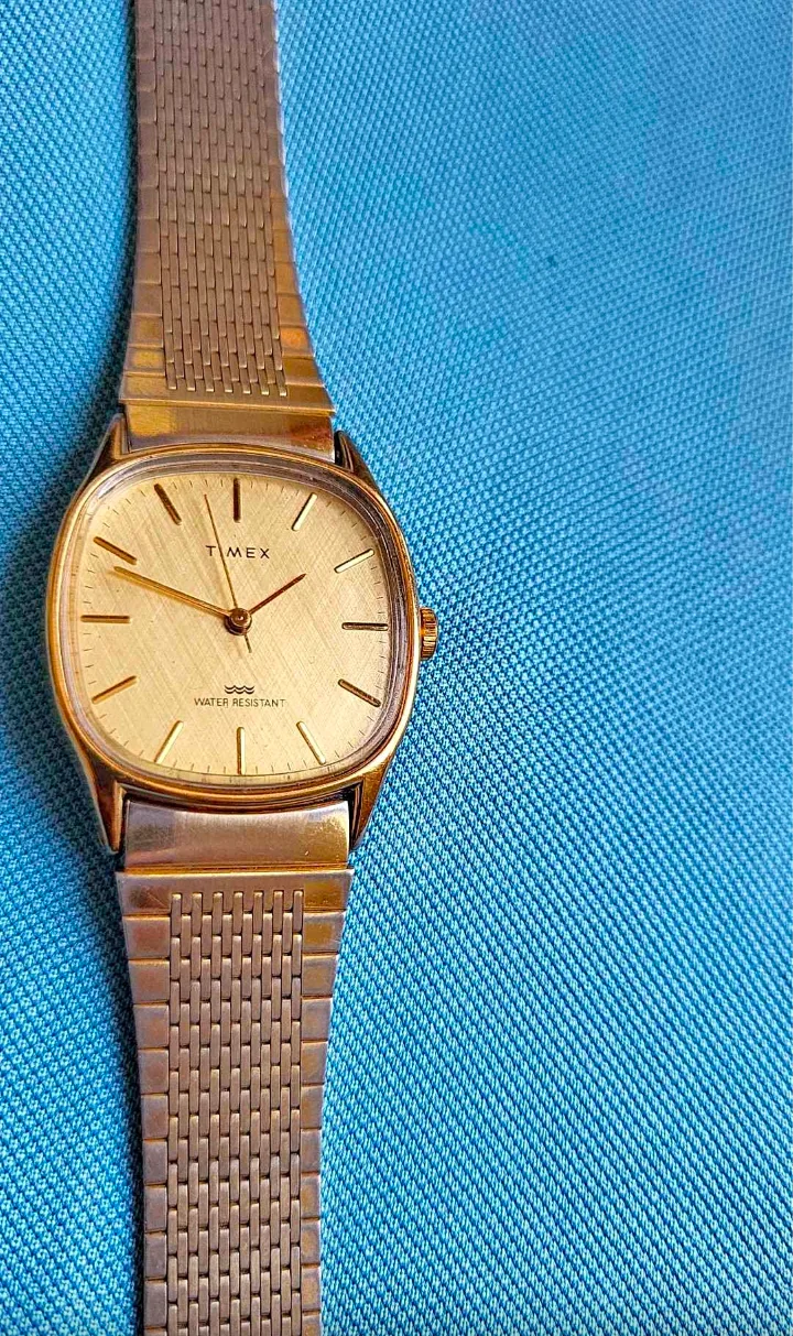 Timex Automatic 1983 E Line Vintage Watch  *requires service* - photo 3