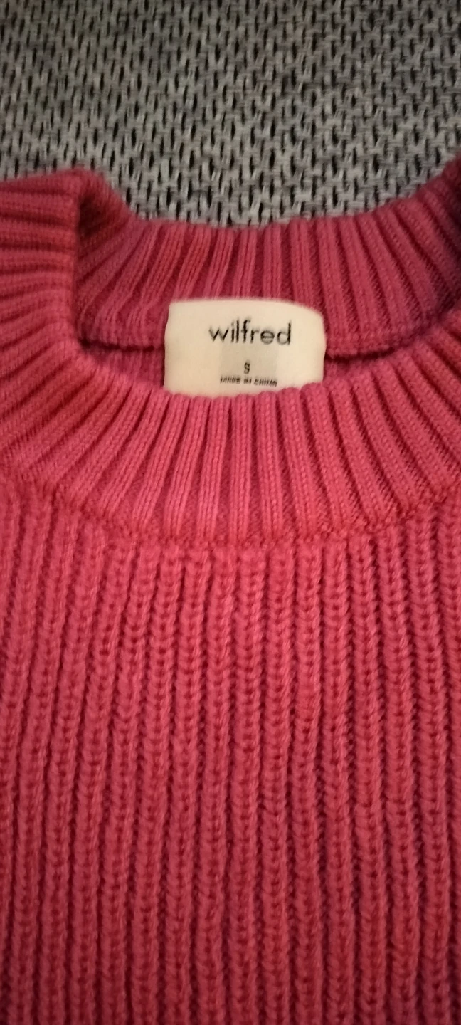 Aritzia Merino wool Scalloped Sweater - photo 3