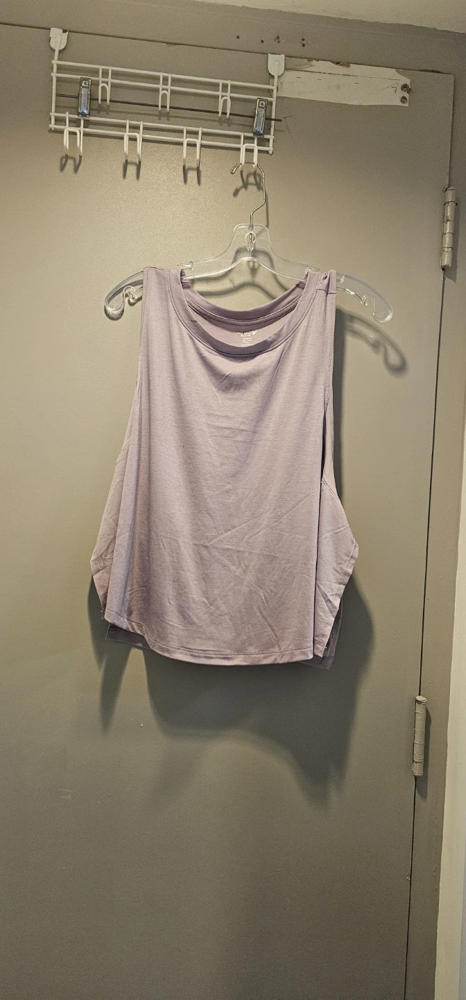 New brand old Navy Women's Lavender Tank Top - photo 4