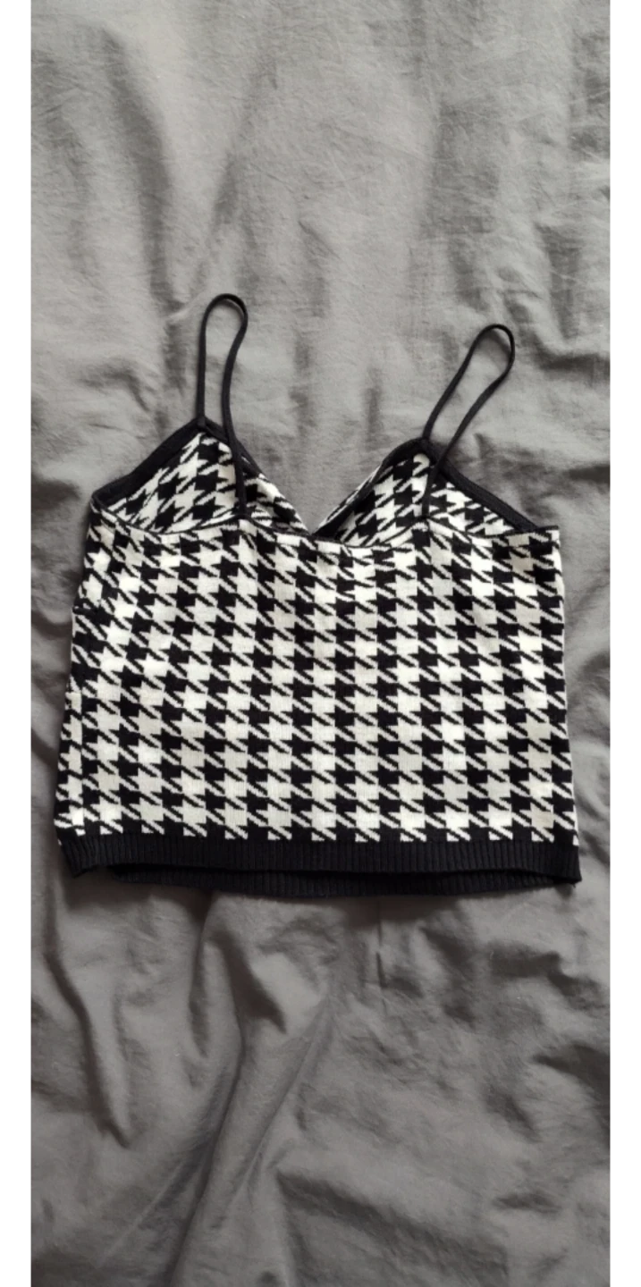 Black and White Houndstooth Knit Crop Top - photo 2