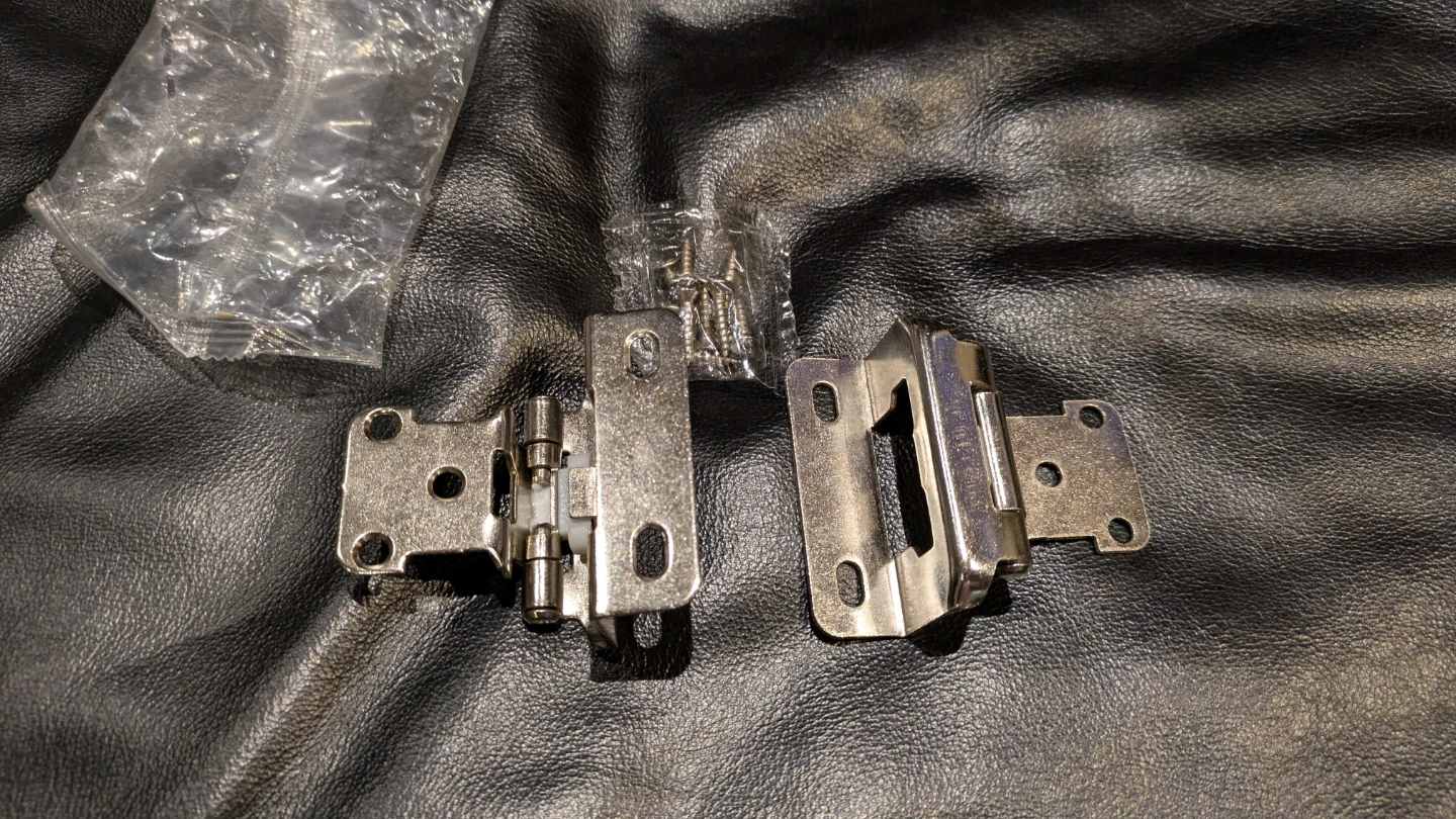 CABINET HINGES (Brand New)