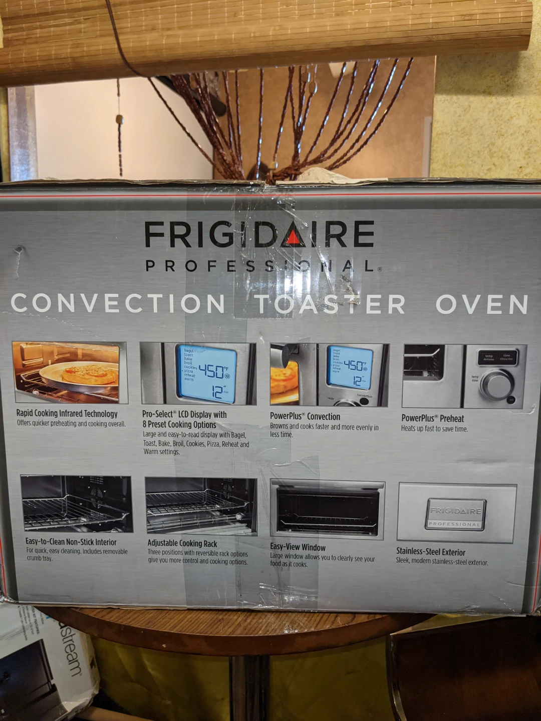 Frigidaire Professional Convection Toaster Oven - photo 2