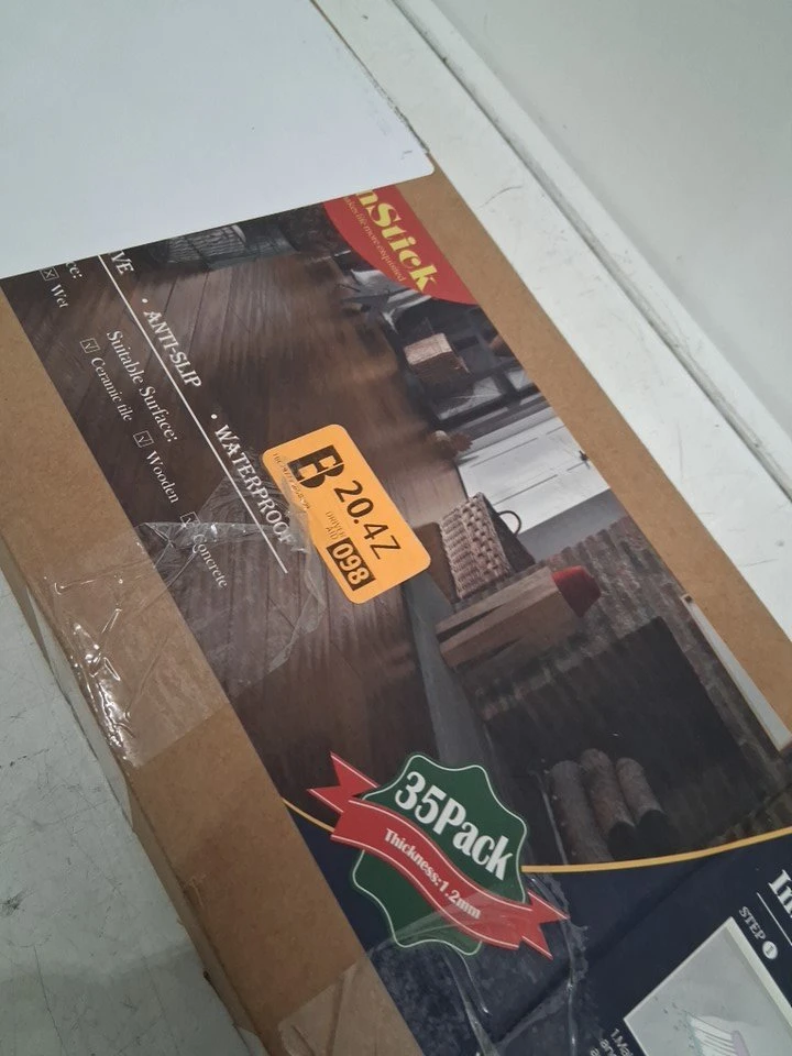 Self-Adhesive Vinyl Flooring Tiles - Wood Look - 35 Pack