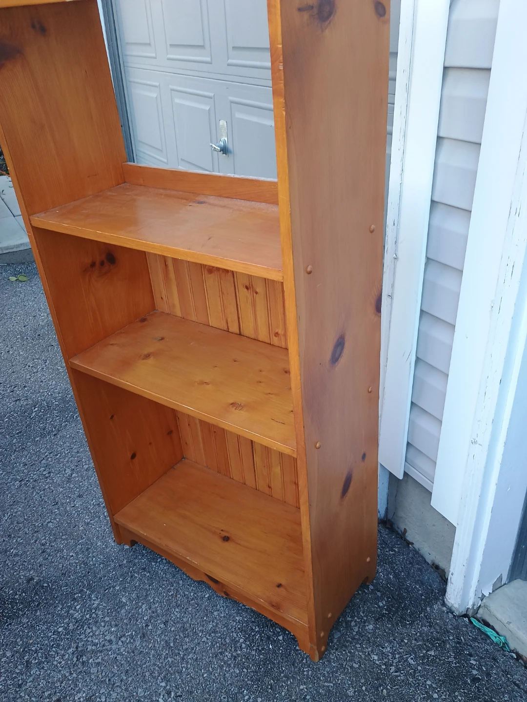 Wooden Bookshelf - photo 2