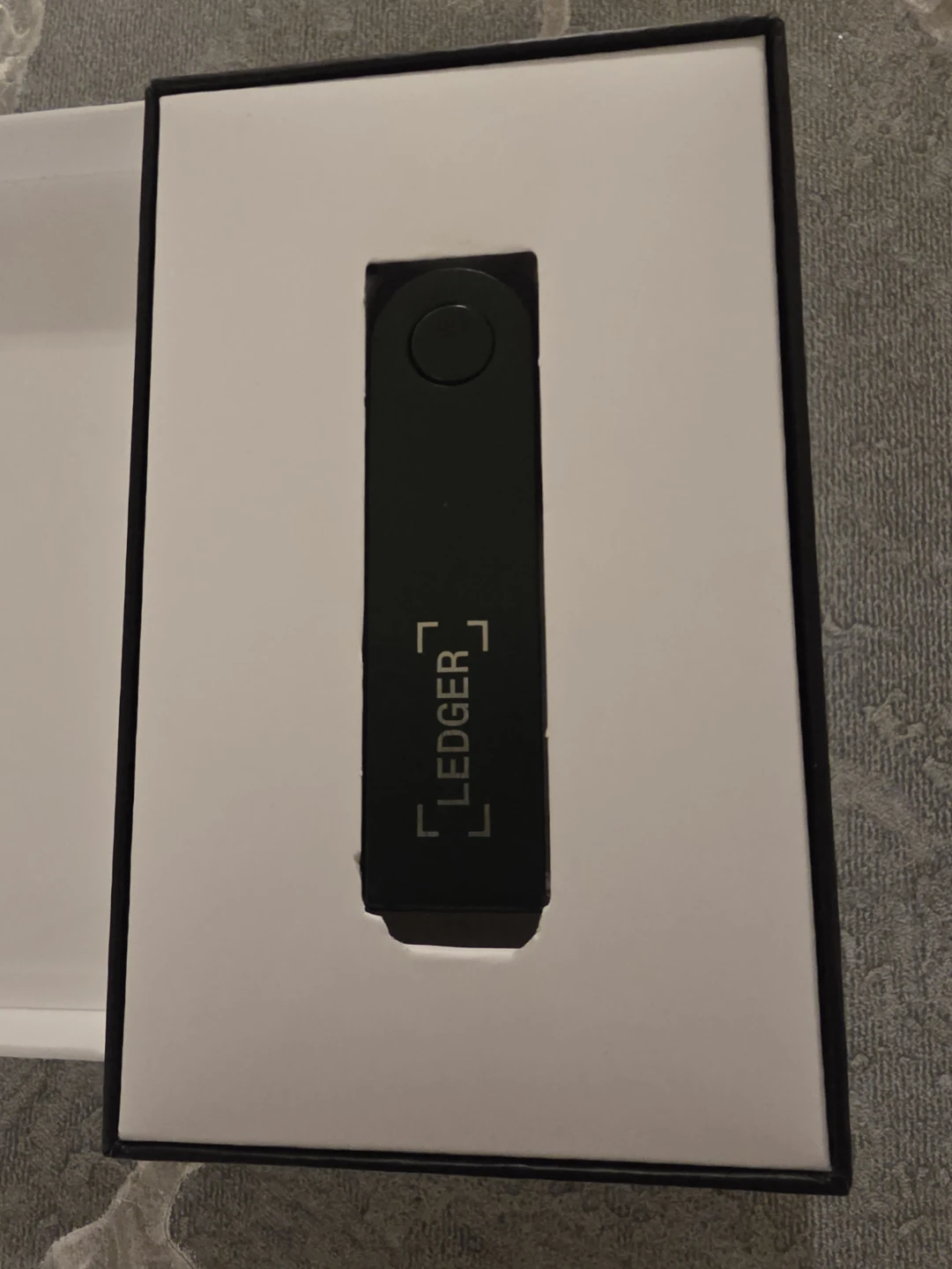 LEDGER NANO X CRYPTO WALLET - photo 4
