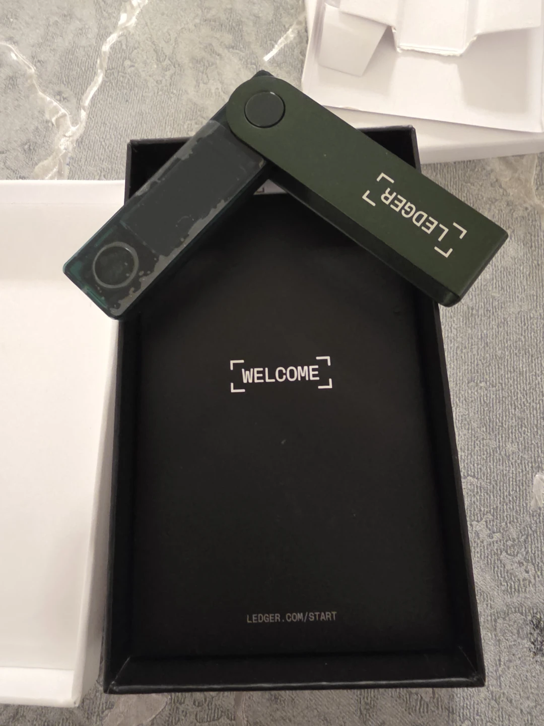 LEDGER NANO X CRYPTO WALLET - photo 5