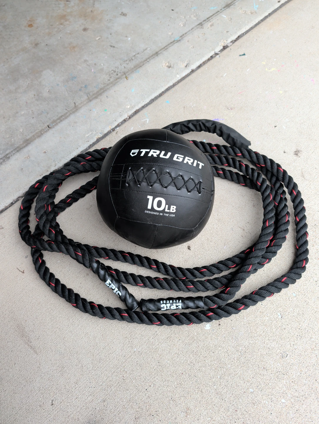 Tru Grit 10lb Wall Ball and Epic Fitness Battle Rope