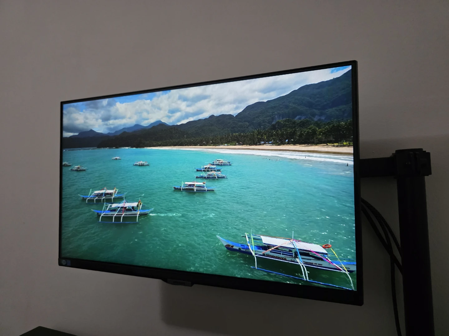 Samsung 24" 2560 x 1440 USB-C Monitor - photo 2