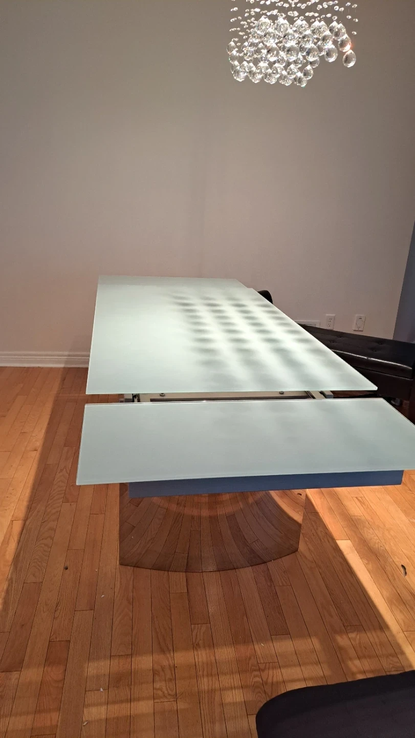 Glass modern extendable dining table - photo 3