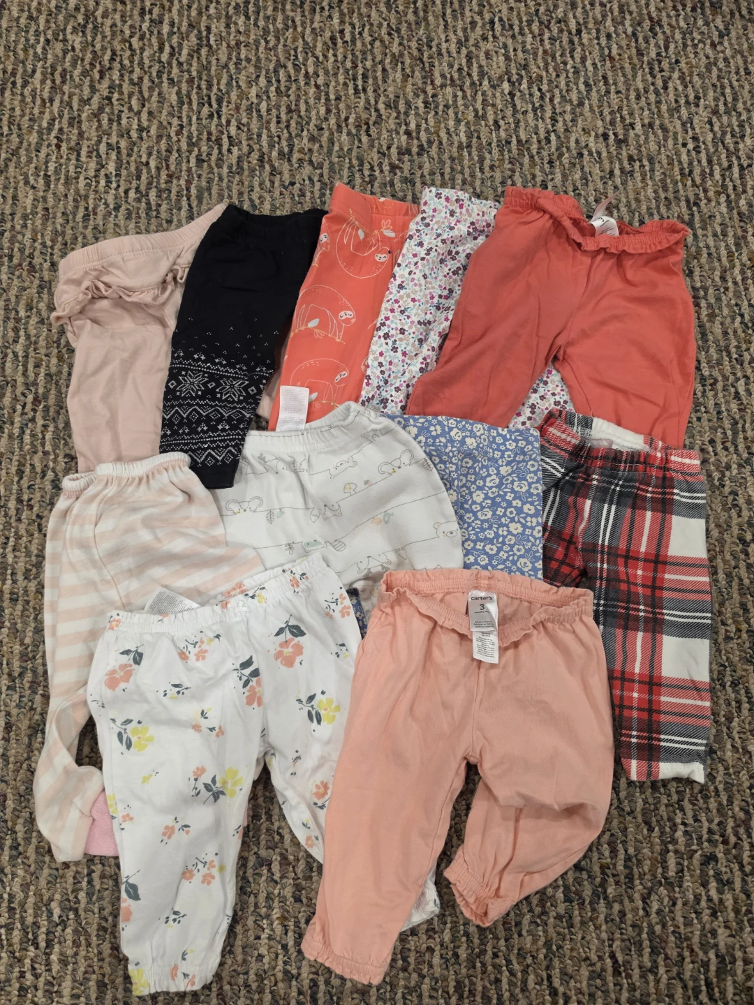 Baby girl clothing bundle size 0-3 months - photo 2