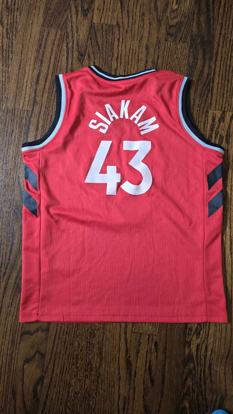 NBA Toronto Raptors "Raptors 43" Jersey and Shorts Set 12Y - photo 3