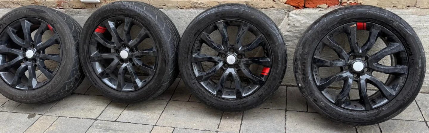Range Rover / Land Rover Alloy Wheels with Tires