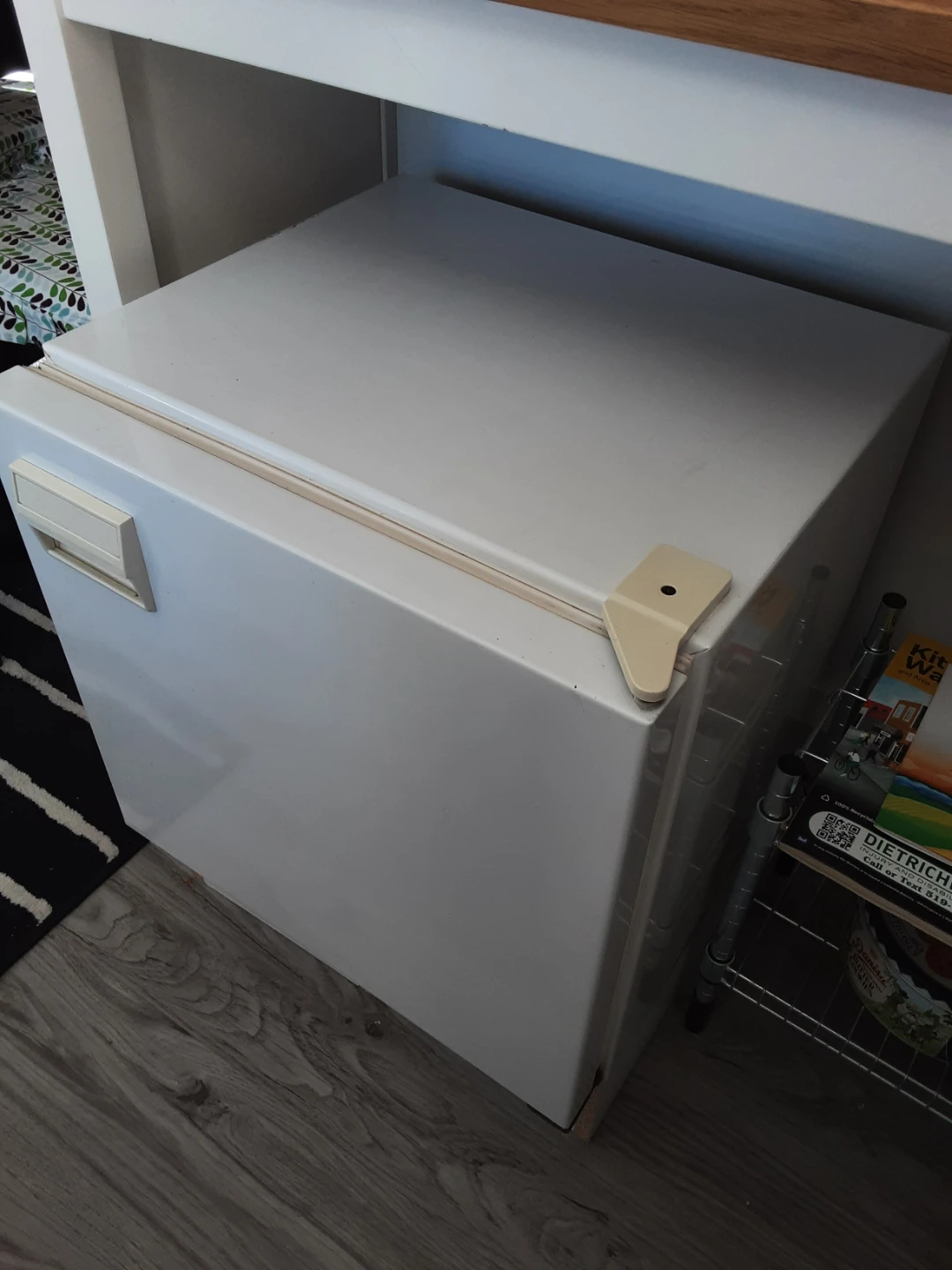 White Mini Fridge - photo 2