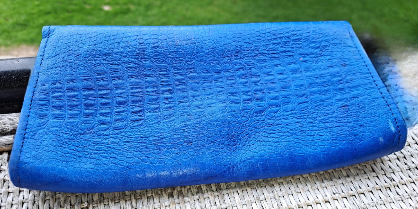 Leather Croc Clutch - photo 4