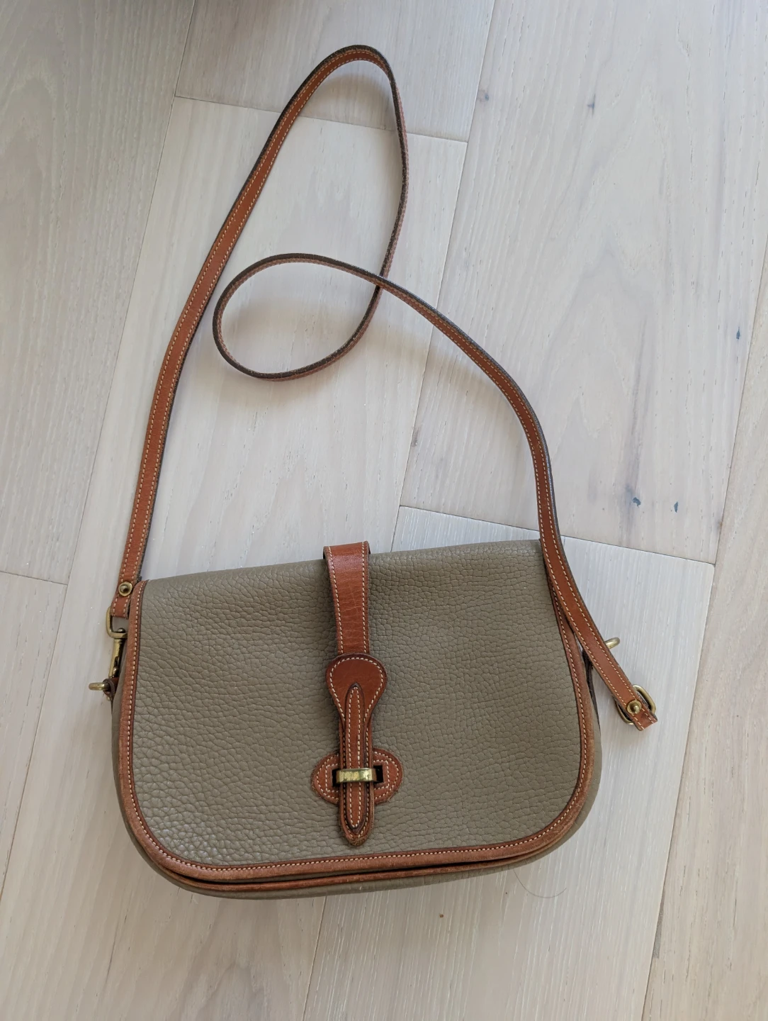 Vintage Dooney & Bourke All Weather Leather Crossbody Bag