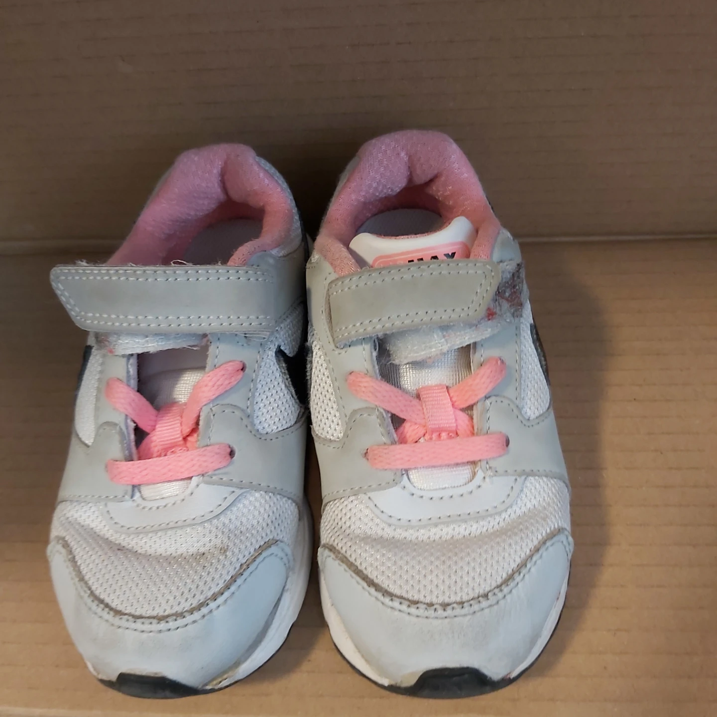 Nike 3 set kids running shoes size C9, C6, C7 - photo 2