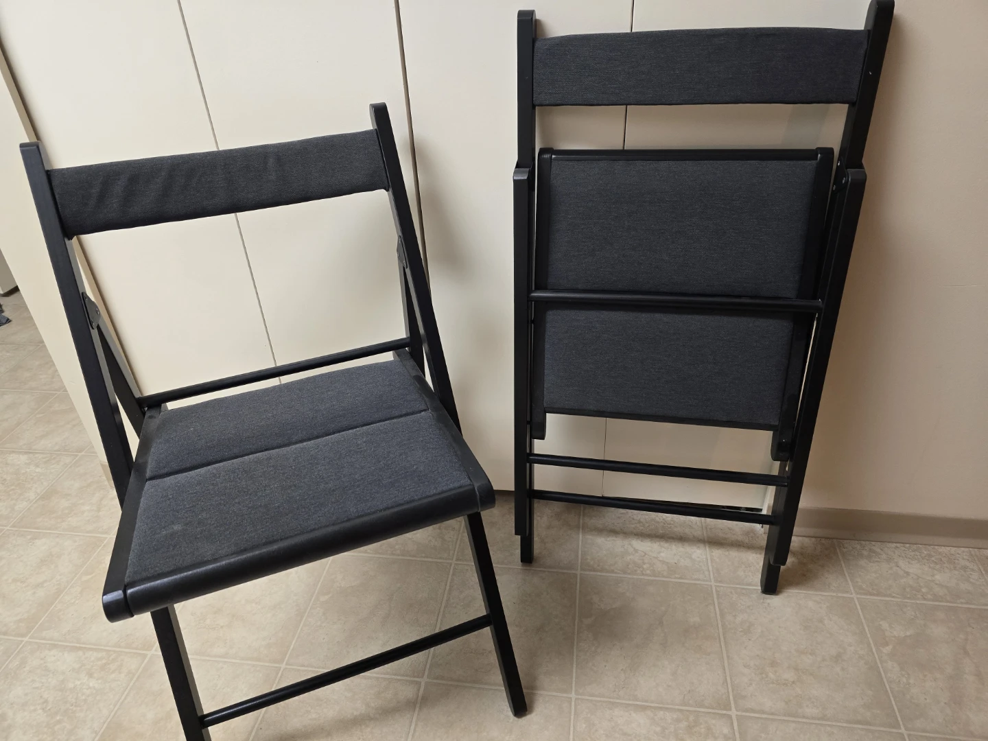 FRÖSVI Folding Chairs from Ikea