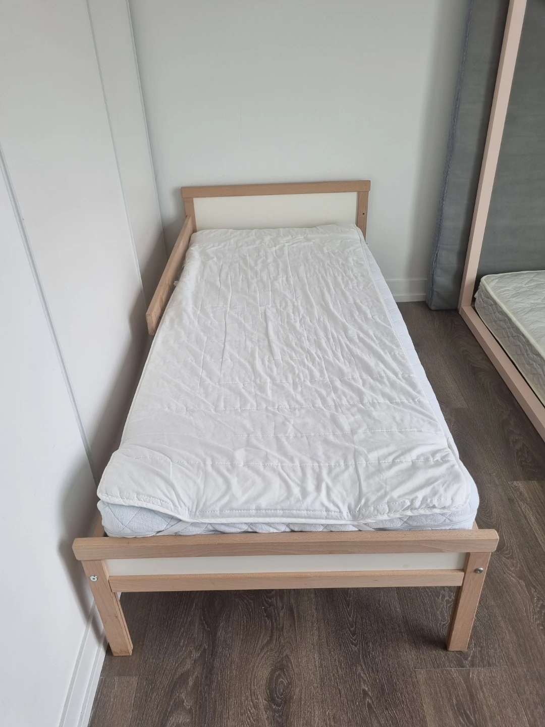 IKEA Wooden Toddler Bed Frame + Mattress + matress protector