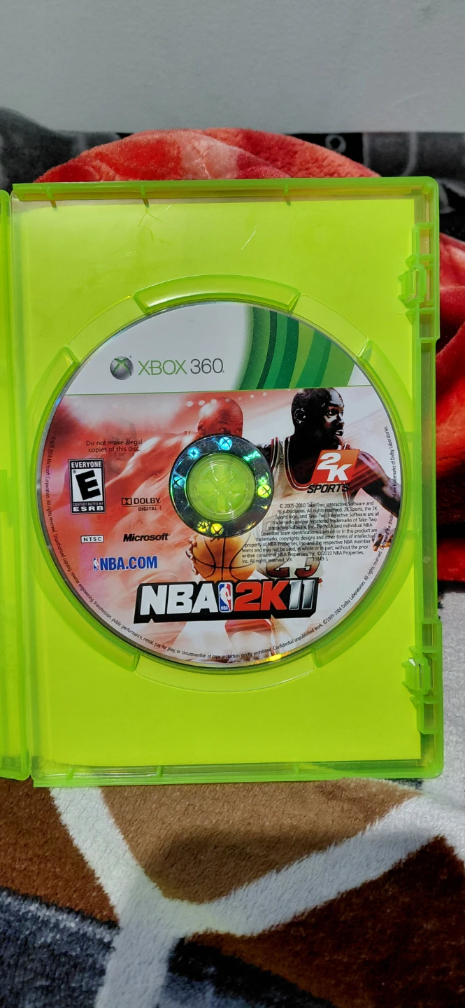 Xbox 360 NBA 2K11 Video Game - photo 2
