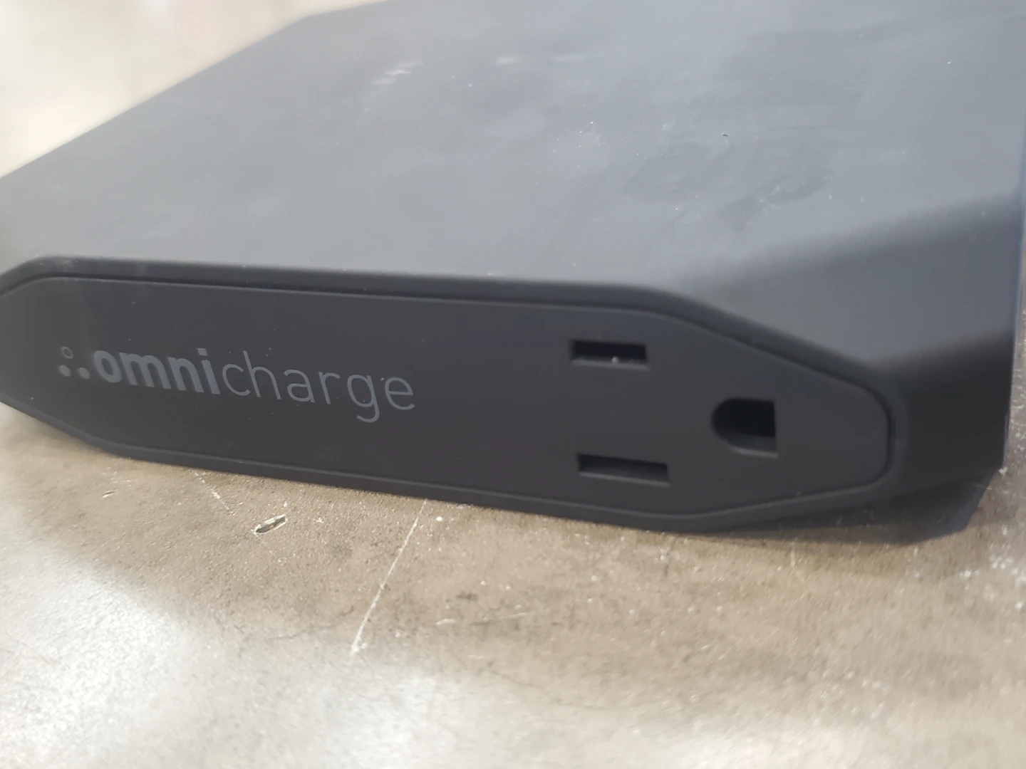 OmniCharge Power Bank - photo 4