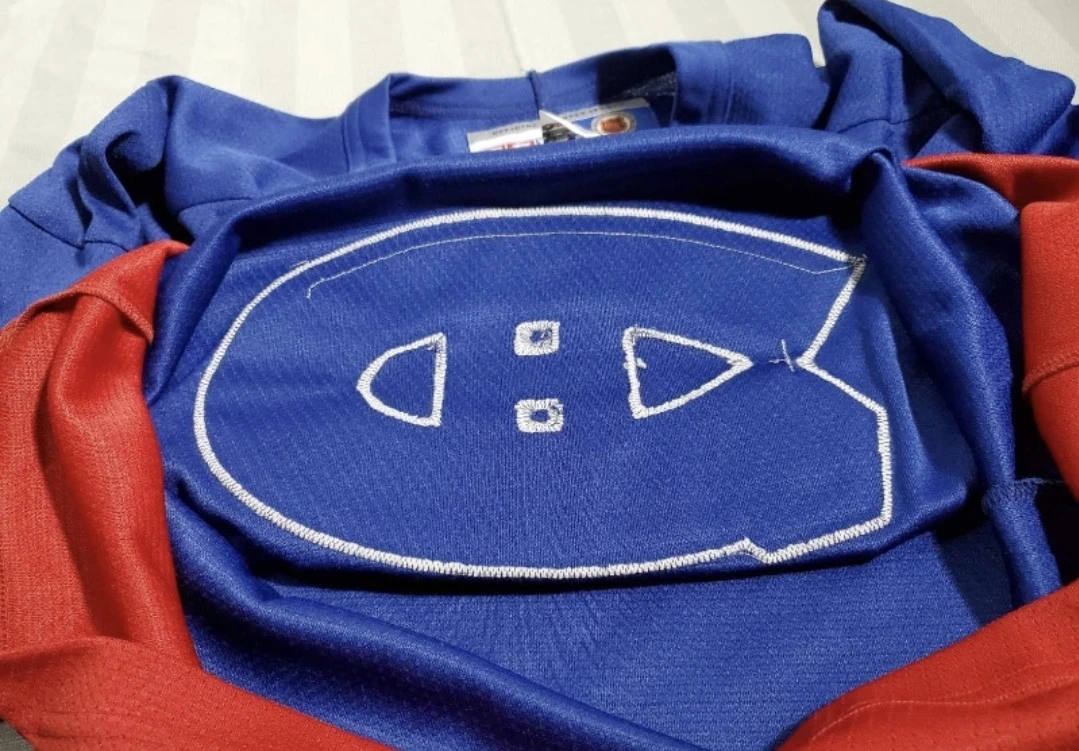 pre owned  CCM NHL Canadiens practice jersey sz LG - photo 4
