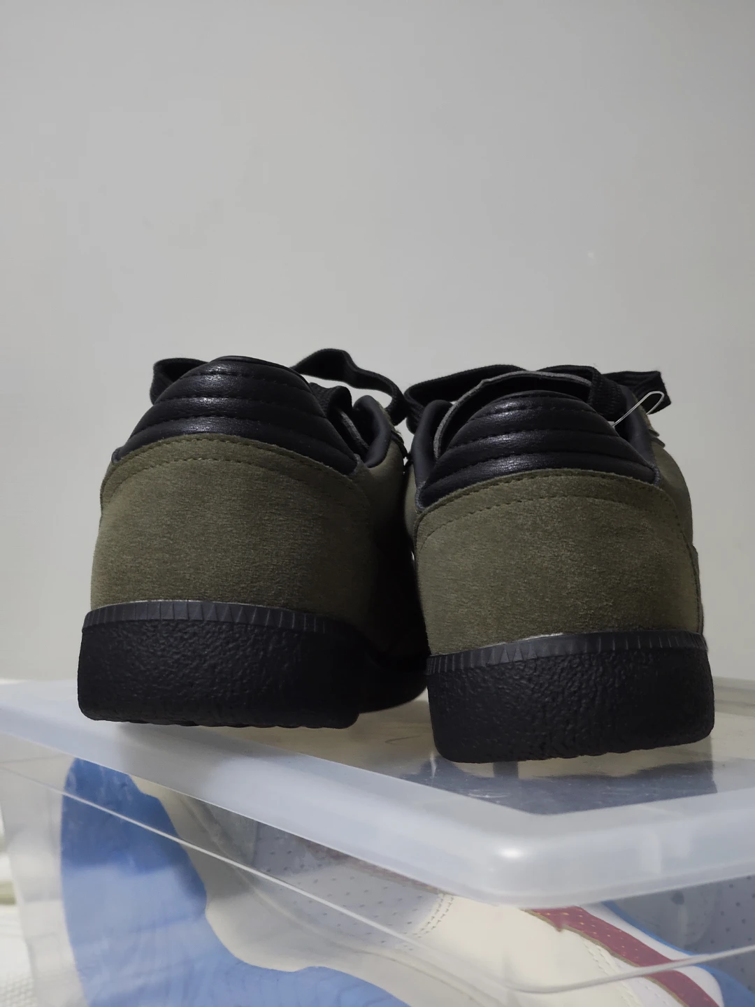 Green and Black Sneakers - photo 3