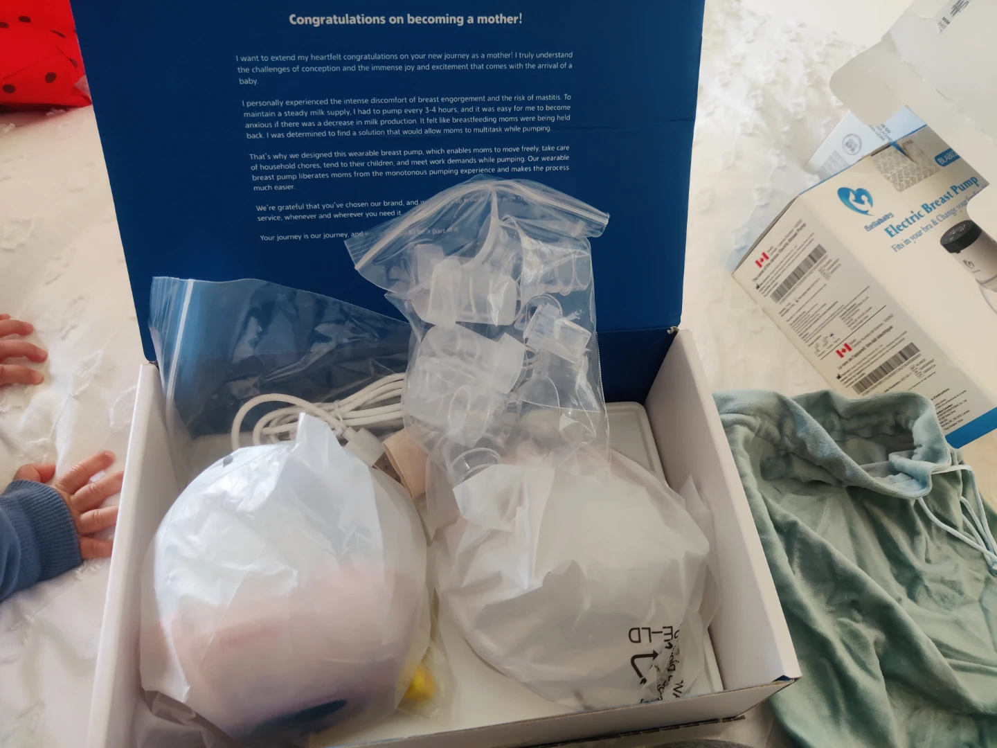 MomMedS21 Wearable Breast Pump - photo 2