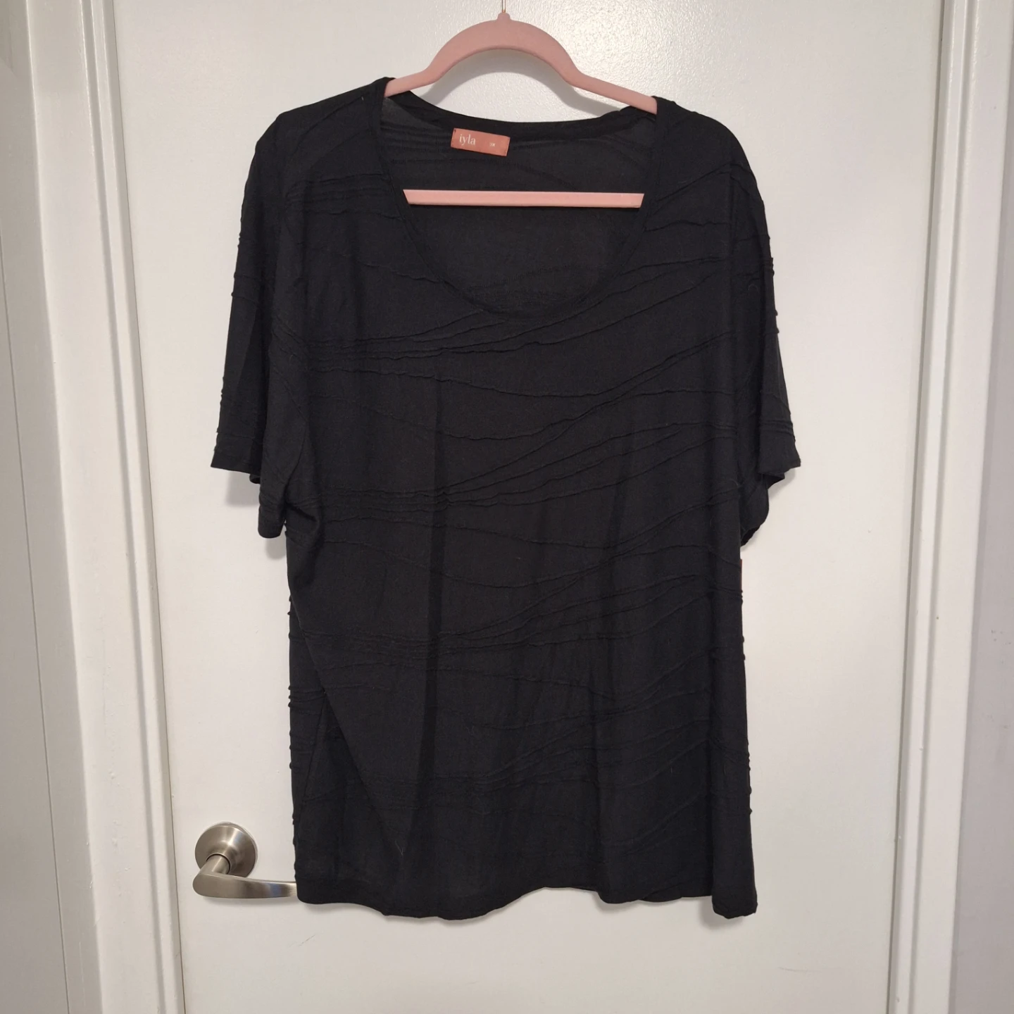 Iyla Black Textured Top 3X