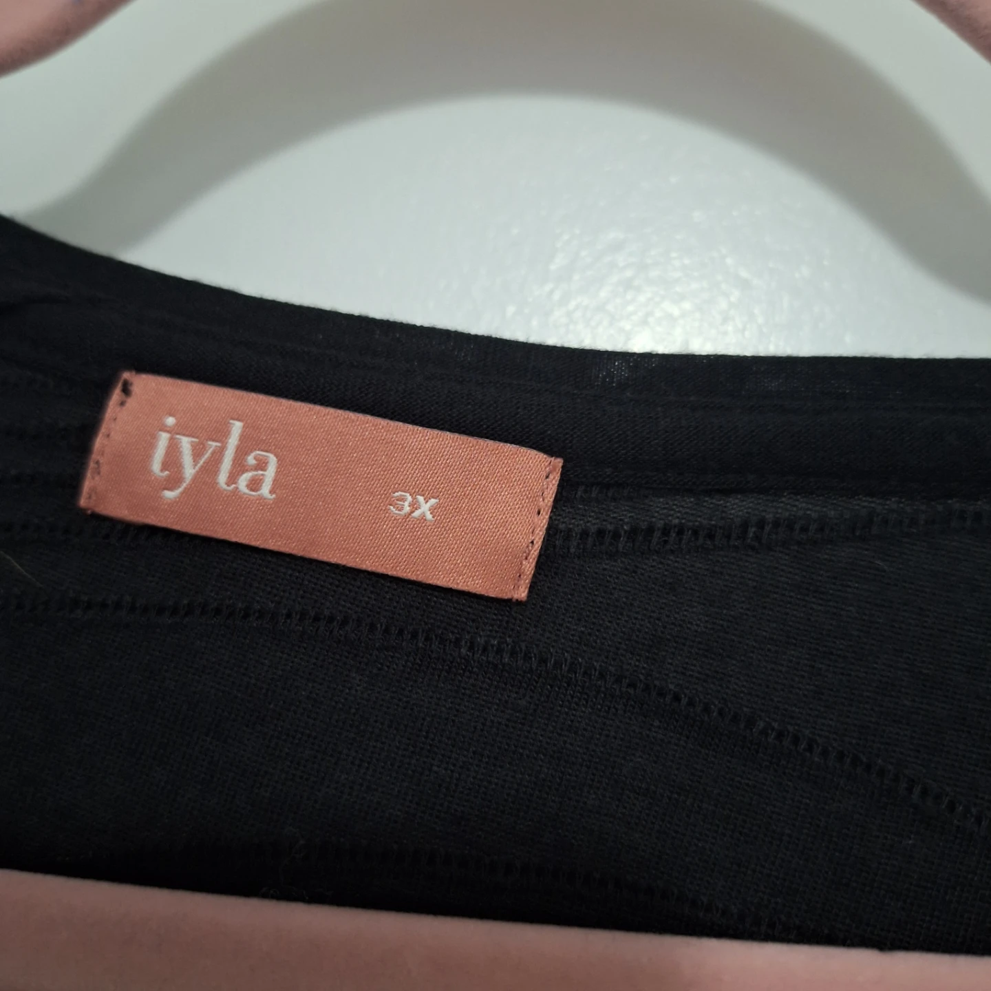 Iyla Black Textured Top 3X - photo 3