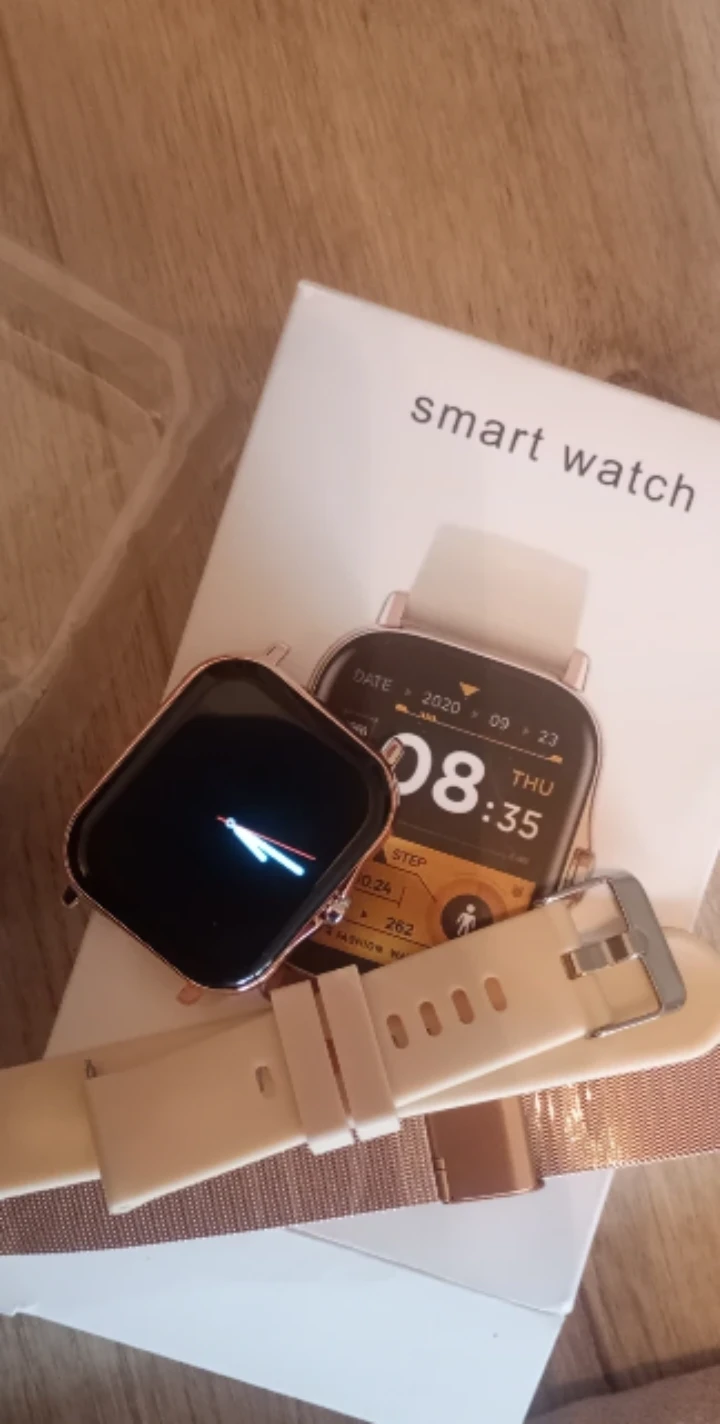 Smart Watch with double straps Gold and Cream