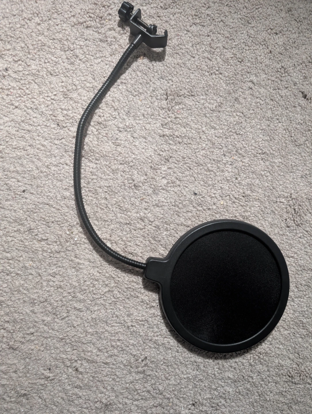 Black Microphone Pop Filter with Clamp - photo 2