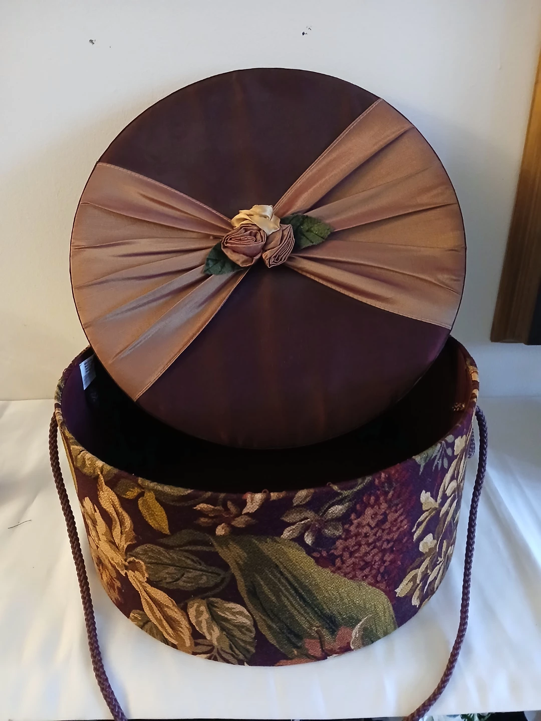 4 Decorative Round Storage Hat Boxes - photo 5