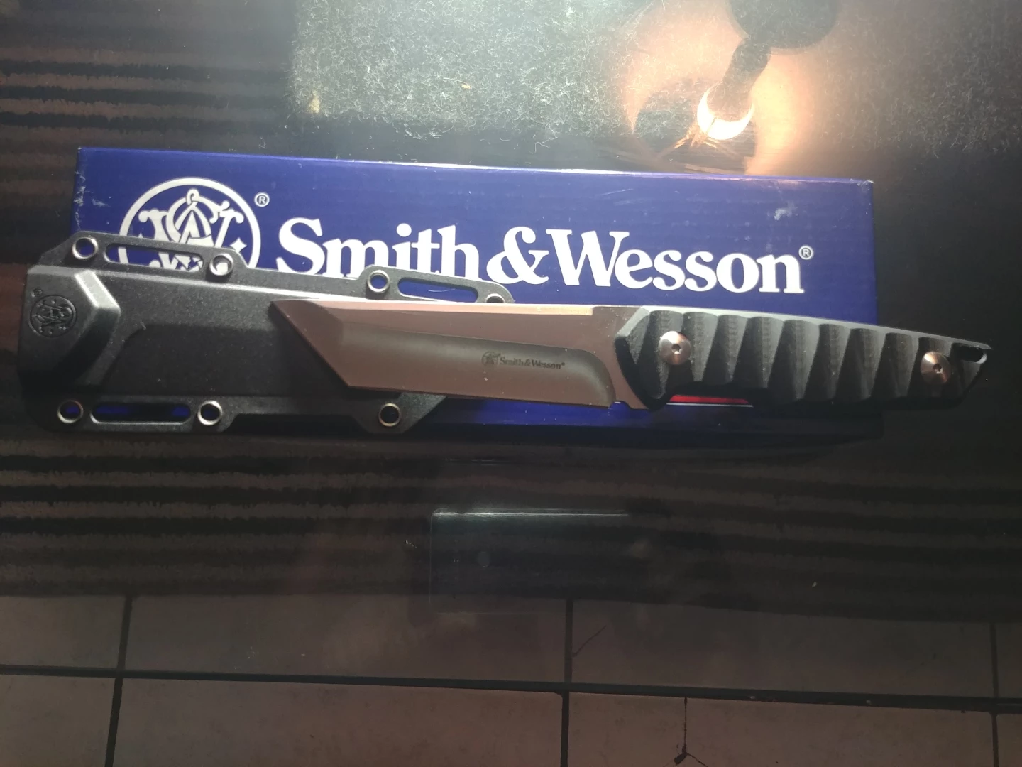 Smith & Wesson Survival Knife with Sheath - photo 2