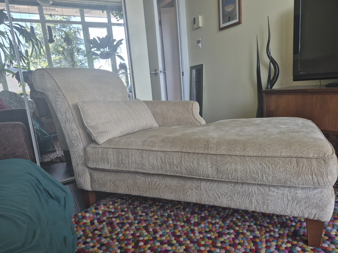 Elegant mid-century fainting couch/chaise - photo 4