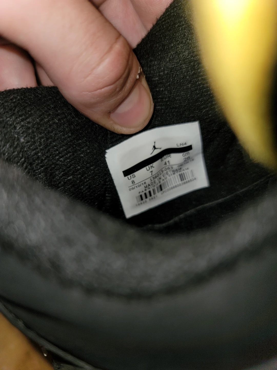 Air Jordan 4 Retro "Lightning" Mens Shoes - photo 4