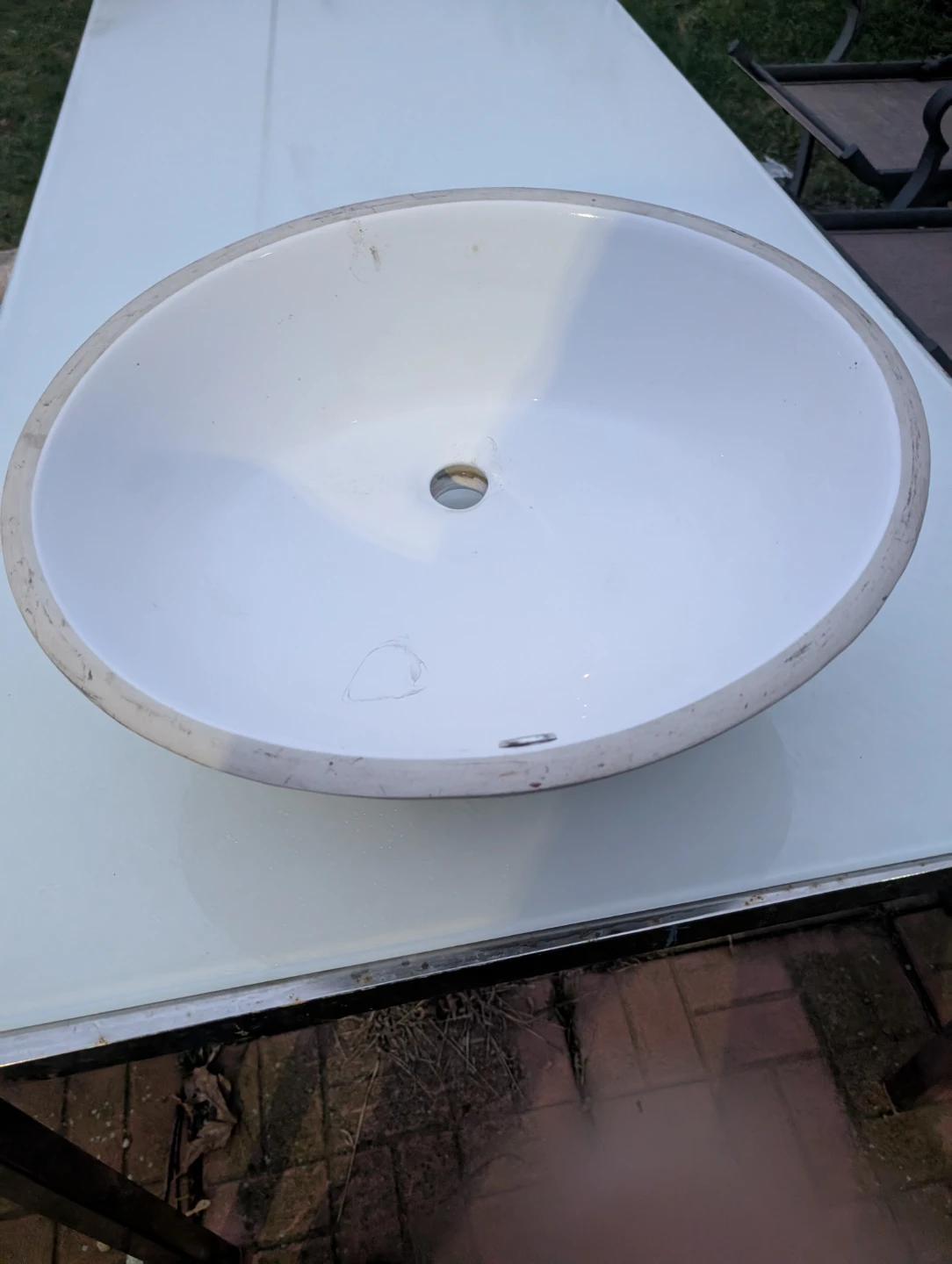 White Oval Bathroom Sink - photo 2