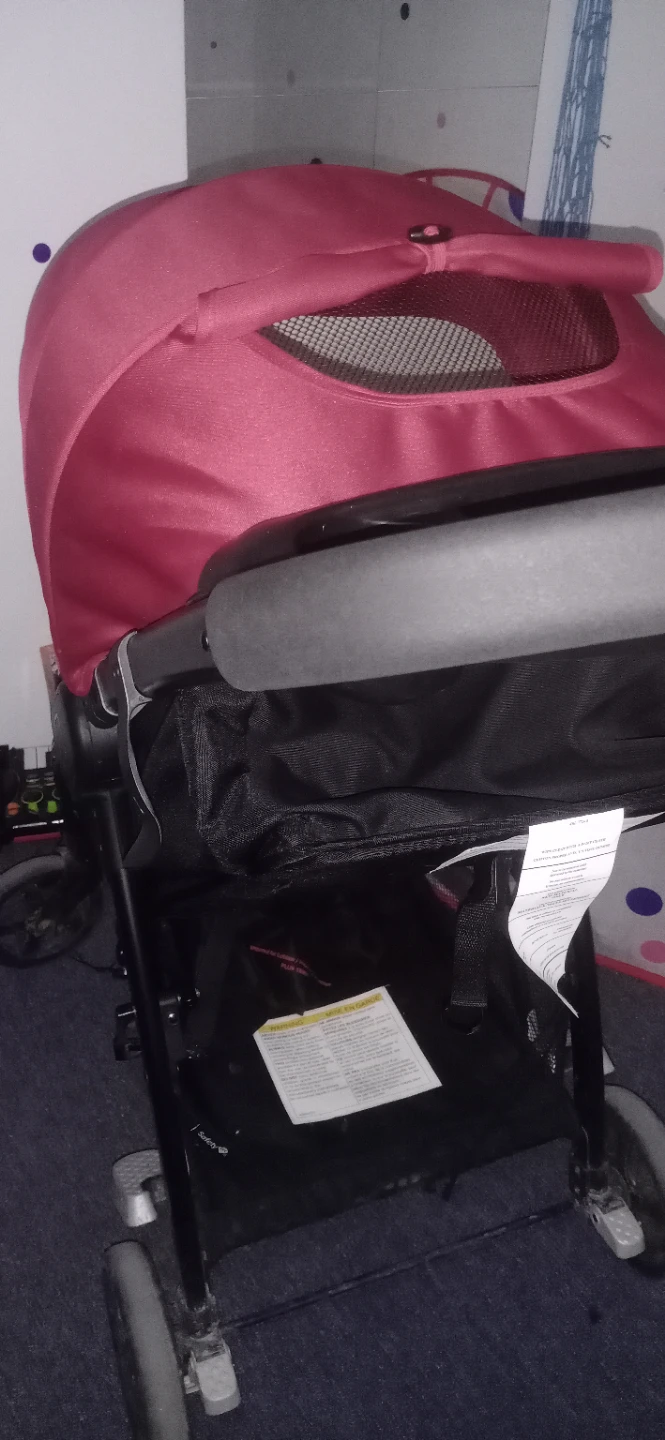 Red and Black Safety 1st Stroller - photo 5