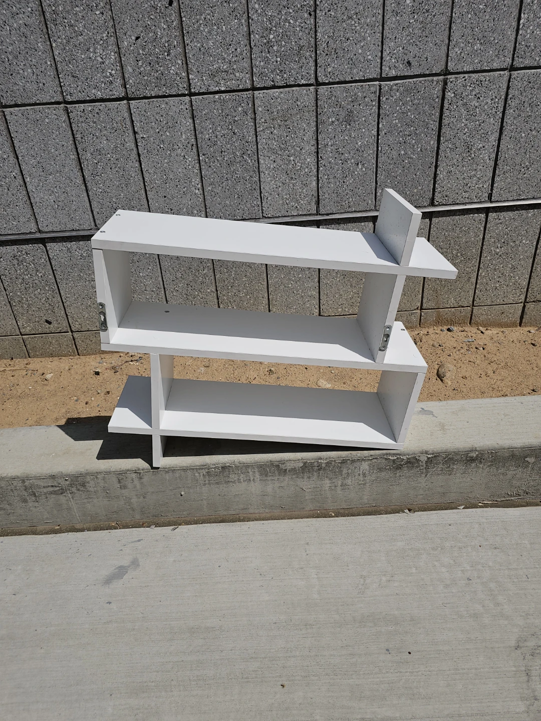 Modern White 3-Tier Wall Shelf - photo 4